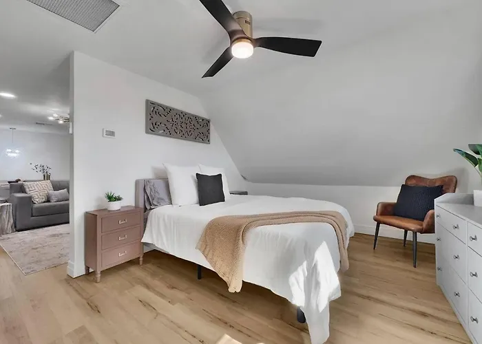 The Wellness Loft 2 Pool-gym Apartment *